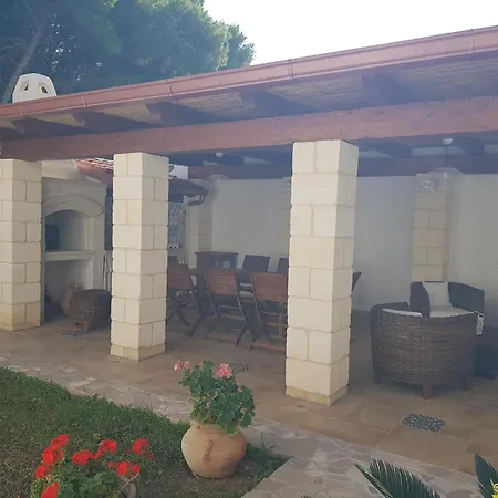 Dom wakacyjny Maria Torre Specchia Ruggeri